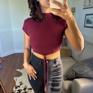 PACSUN - Croptop with pointed center and fun ties - Wine color - Size M